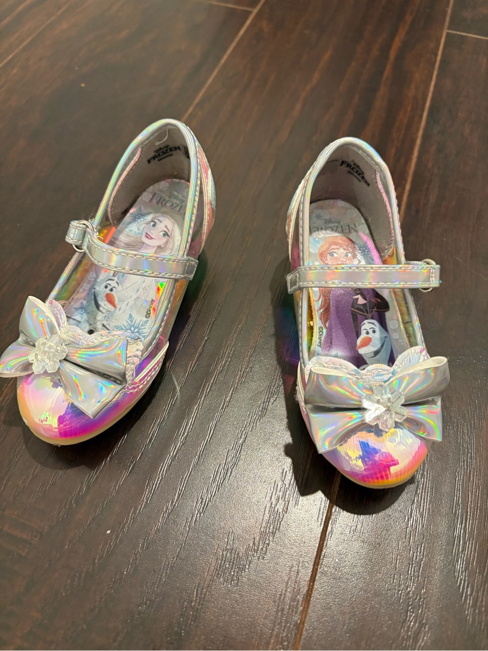 Disney Frozen Girls Dress Up Shoes Size 7 Holographic Heels